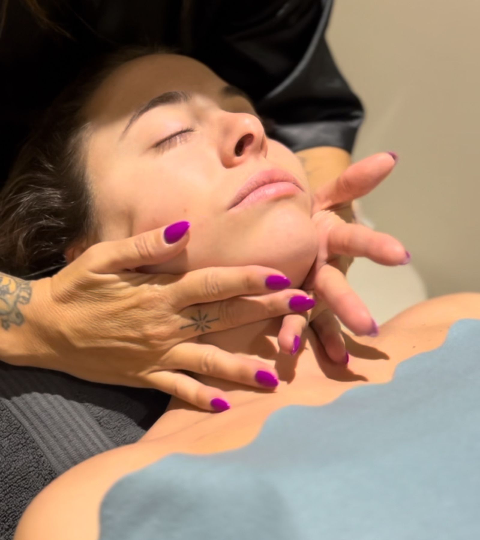 Lifting facial japones o kobido valencia